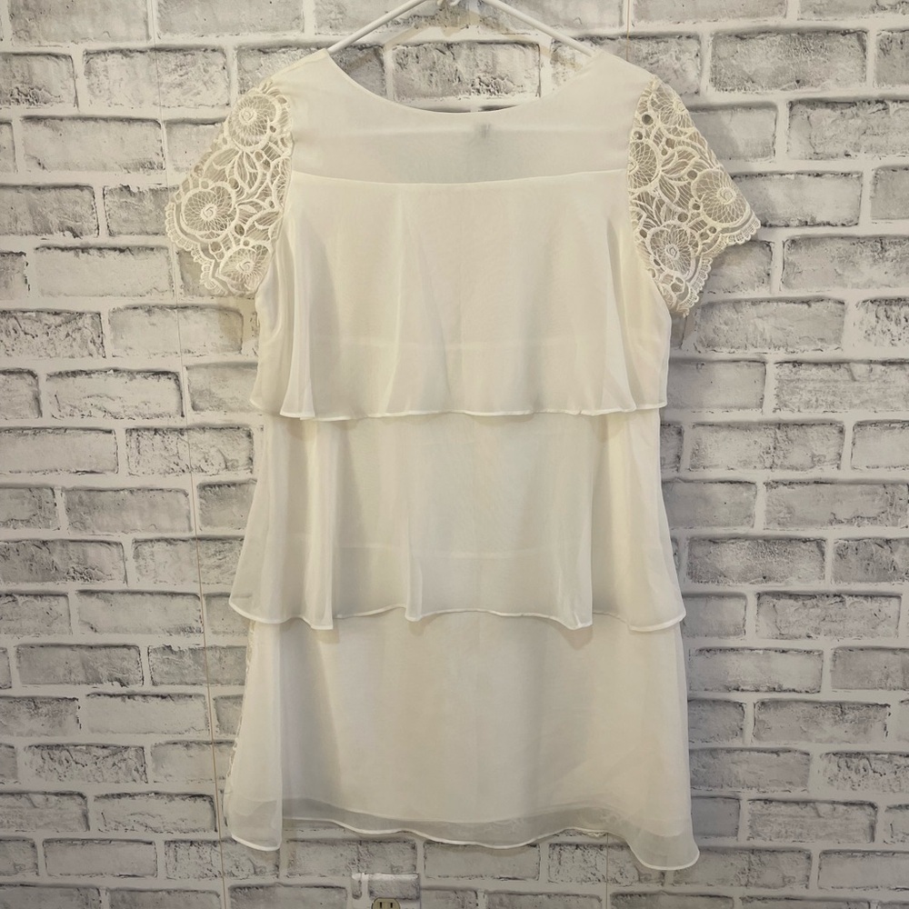 NWT! Women’s Courage.b white crochet lace tiered back short sleeve dress Small - Picture 2 of 5